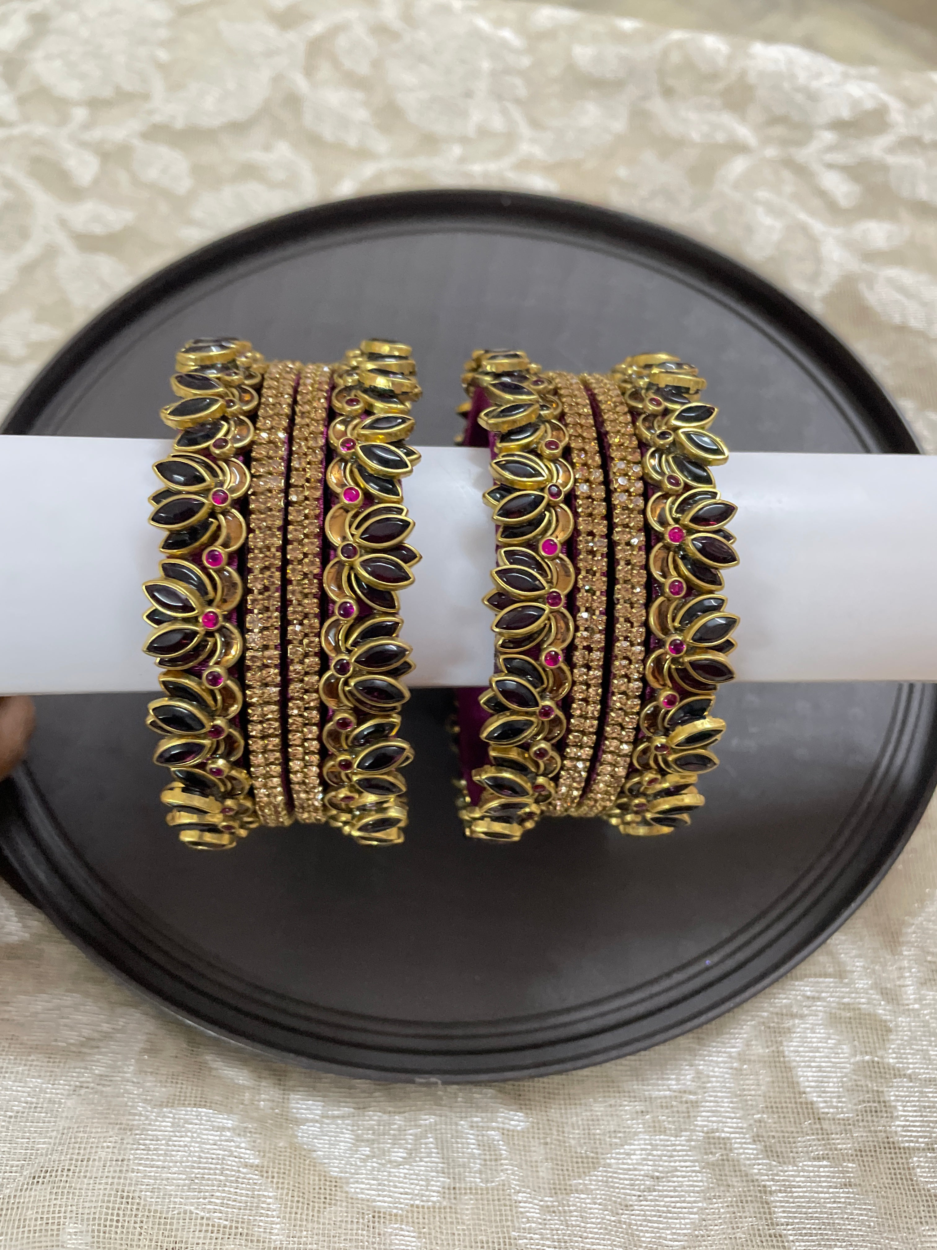 Border bangles